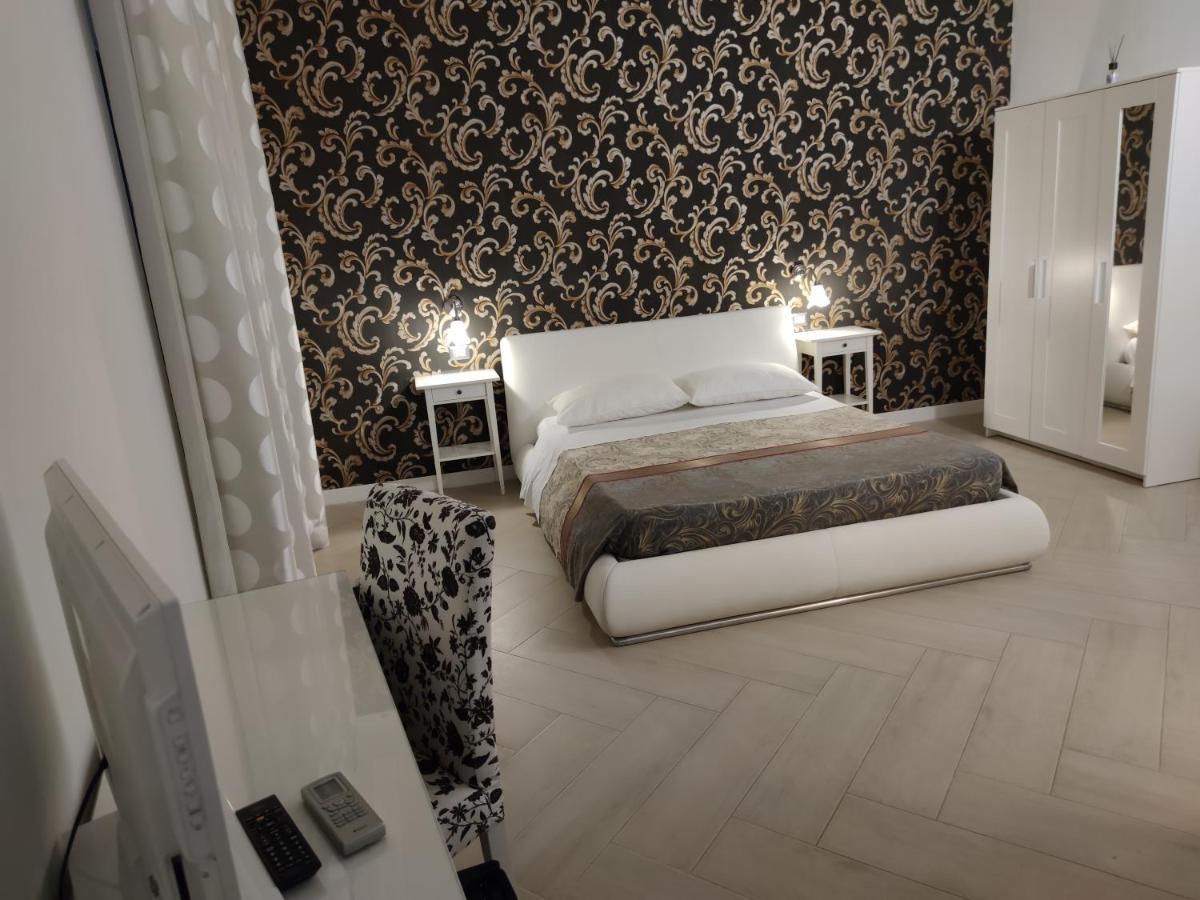 Sami Rooms - Teatro A 400 Mt - Ortigia A 1500 Mt - Syracuse Ngoại thất bức ảnh