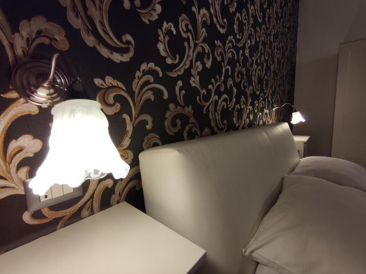 Sami Rooms - Teatro A 400 Mt - Ortigia A 1500 Mt - Syracuse Ngoại thất bức ảnh